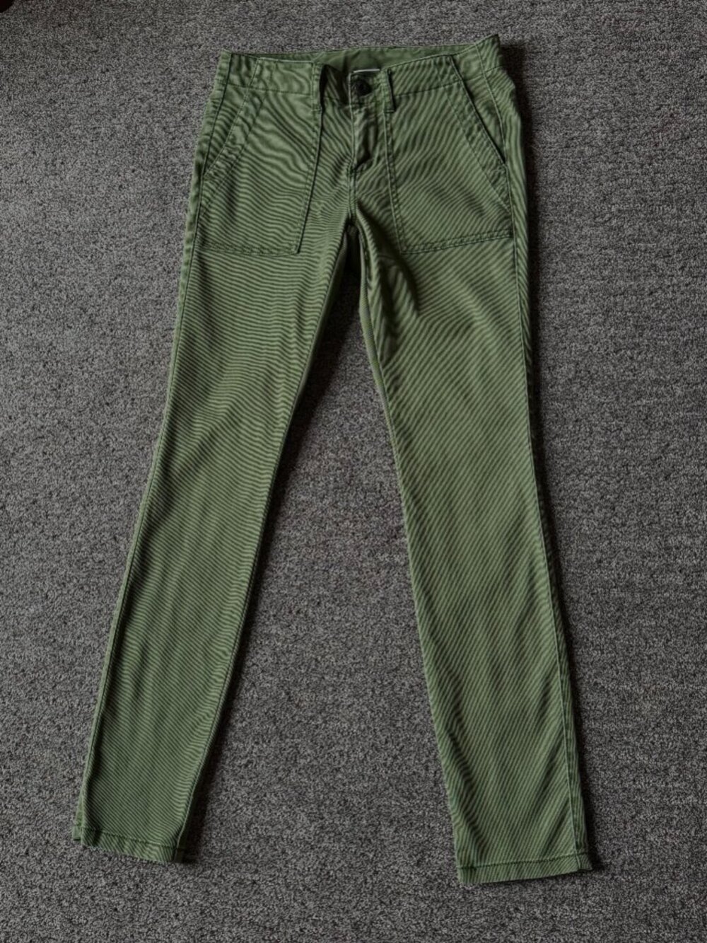 Cabi - The Quest - Skinny Stretch Pants - Olive Army Green Style #5315 - Size 4